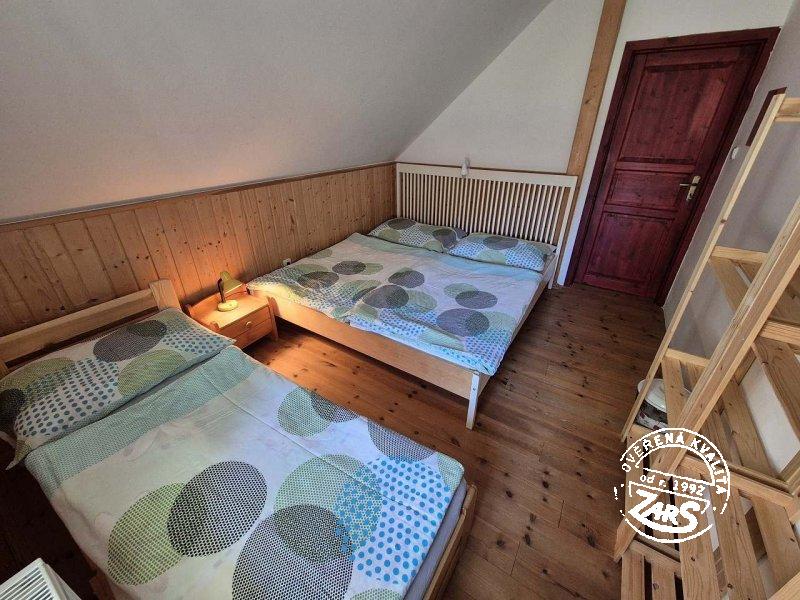Pokoj č.4 - 3lůžkový Chalupa Albrechtice v Jizerských horách k pronájmu, Jizerské hory
