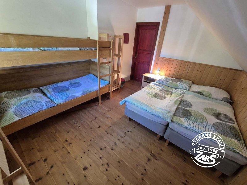 Pokoj č.3 - 4lůžkový Chalupa Albrechtice v Jizerských horách k pronájmu, Jizerské hory