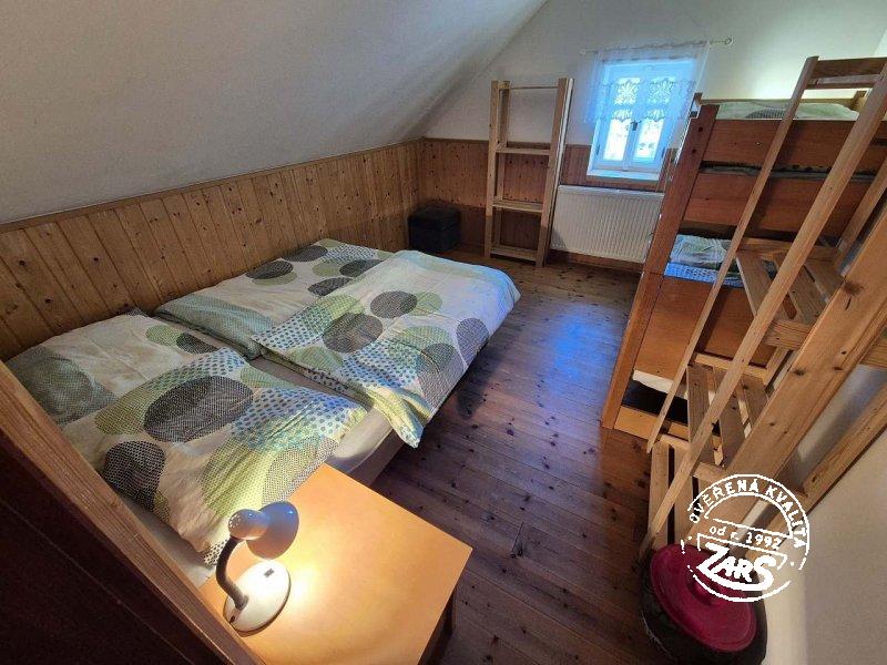 Pokoj č.3 - 4lůžkový Chalupa Albrechtice v Jizerských horách k pronájmu, Jizerské hory
