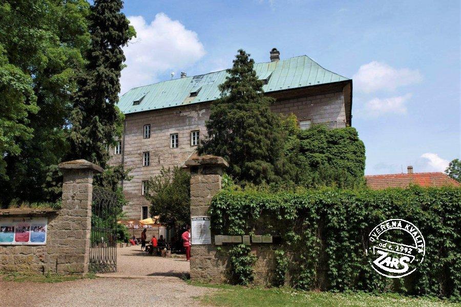 Foto hrad Houska