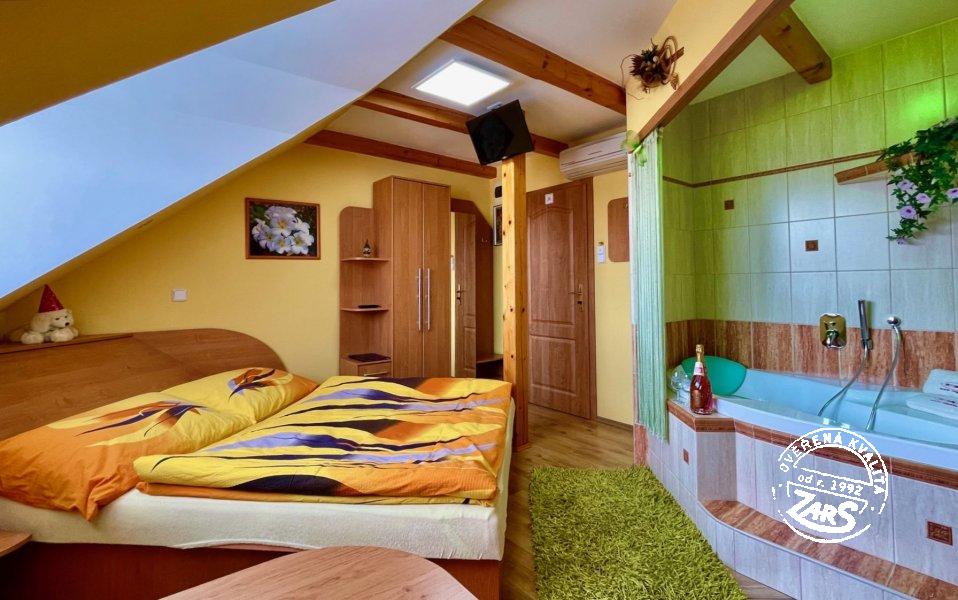 Apartmán(y) Pokoj 3lux Hořičky Apartmán(y) Pokoj 3lux Hořičky k pronájmu, Broumovsko a Náchodsko