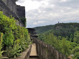 Foto Skalní hrad Sloup v Čechách