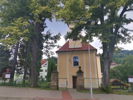 Foto Kostel a hroby portášů - Valašská Bystřice
