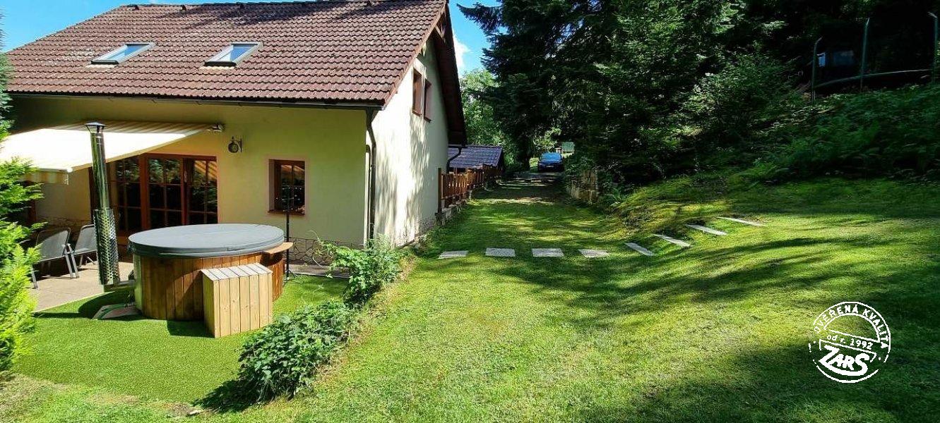 Chalupa Pod Valdštejnem Chalupa Pod Valdštejnem k pronájmu, Český ráj