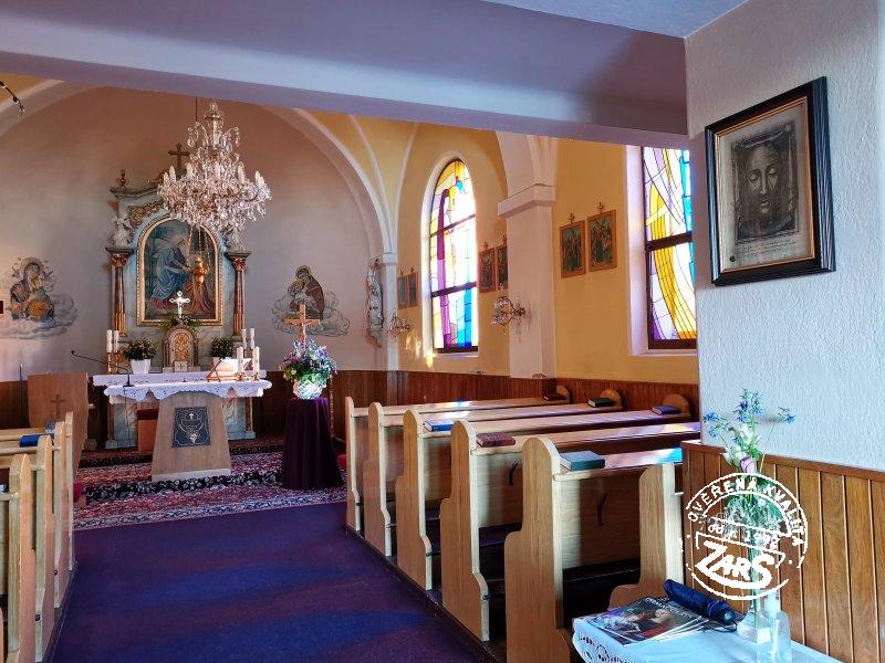 Foto Kaple Navštívení Panny Marie Lhotka