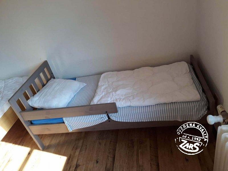 Chalupa Plánička - Lipno dětská postel horní pokoj Chalupa Plánička k pronájmu, Šumava a Lipno