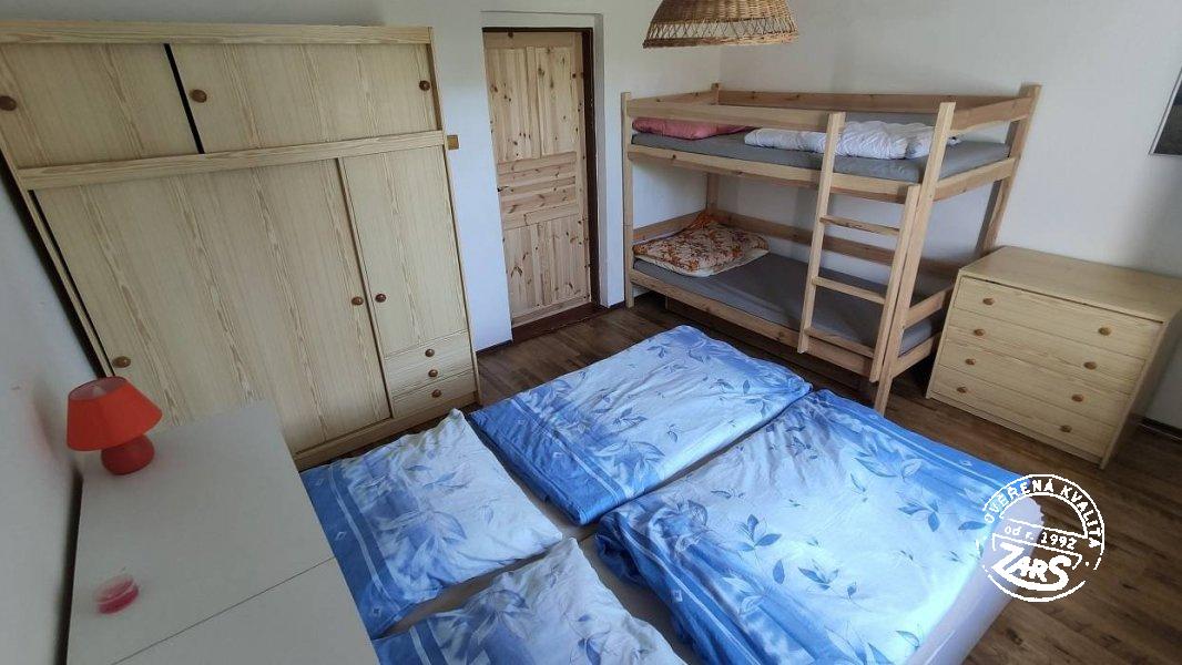 Chalupa Plánička - Lipno ložnice přízemí Chalupa Plánička k pronájmu, Šumava a Lipno