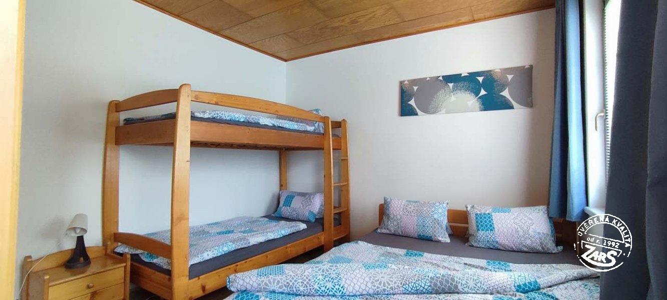 Chalupa Trojanovice - ložnice velký apartmán Chalupa Trojanovice k pronájmu, Beskydy a Valašsko