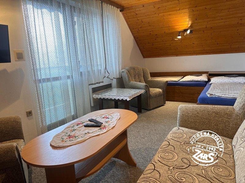 Ložnice 2 v pokoji Apartmán(y) Prostřední Bečva IV k pronájmu, Beskydy a Valašsko