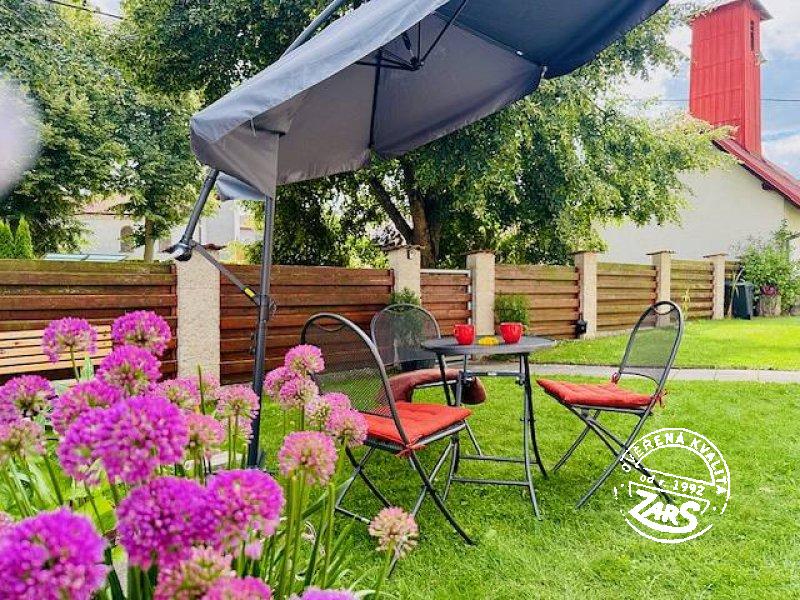 Chalupa Pod Hradiskem s posezením Chalupa Pod Hradiskem k pronájmu, Vysočina