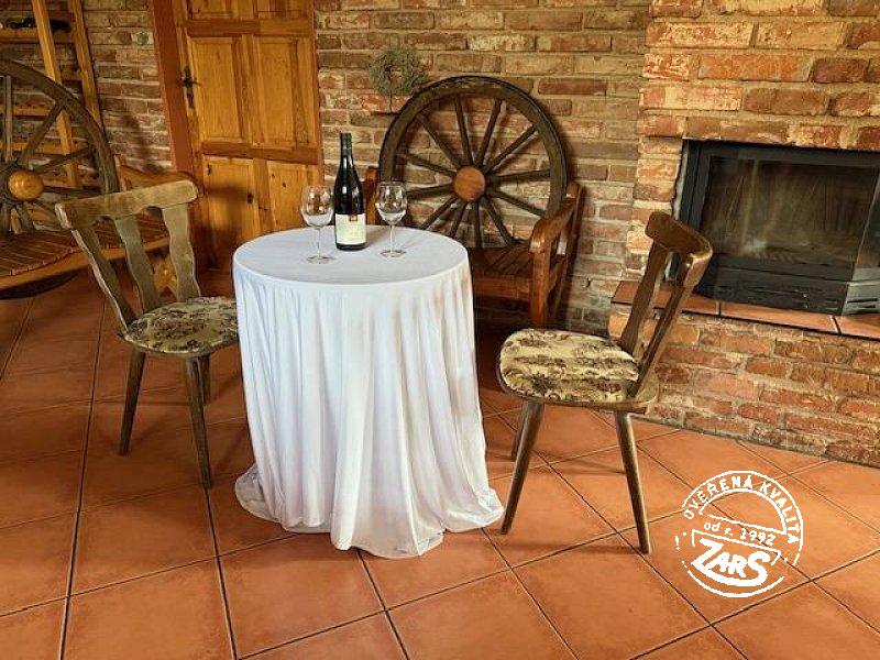 Chalupa Pod Hradiskem - romantika u krbu Chalupa Pod Hradiskem k pronájmu, Vysočina