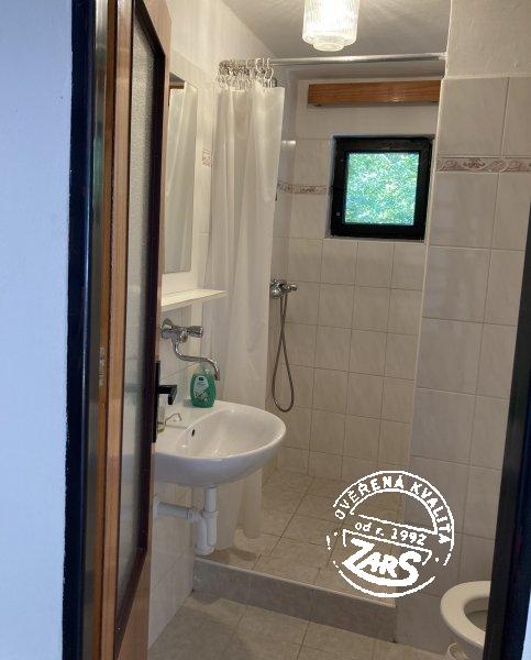 Chata Nad Lužnicí Chata Nad Lužnicí k pronájmu, Orlík a Táborsko