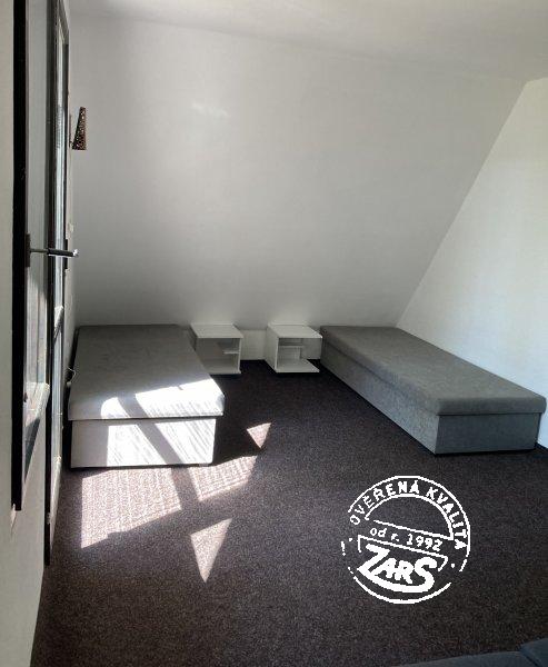 Chata Nad Lužnicí Chata Nad Lužnicí k pronájmu, Orlík a Táborsko