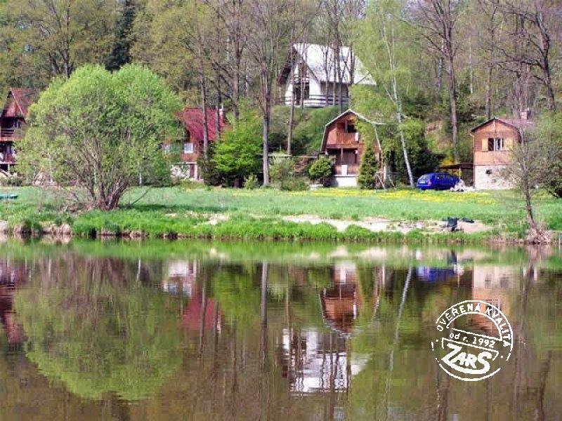Chata Nad Lužnicí Chata Nad Lužnicí k pronájmu, Orlík a Táborsko