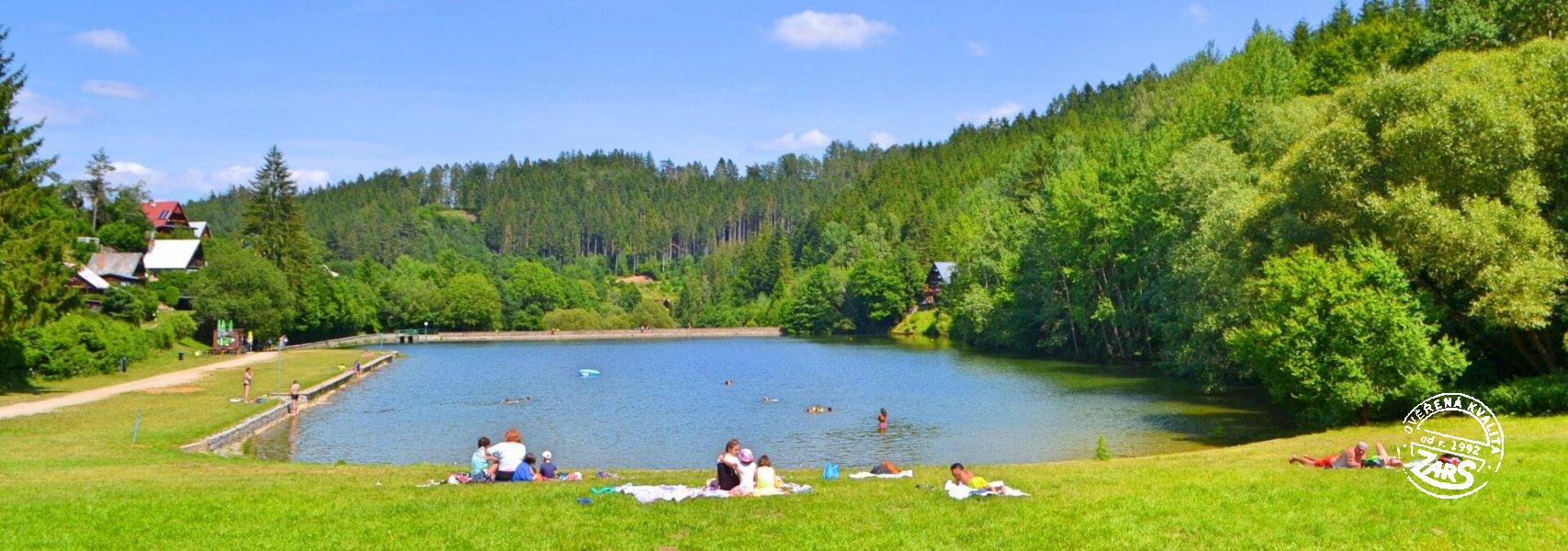 Chalupy u vody: kam na letní dovolenou v Česku