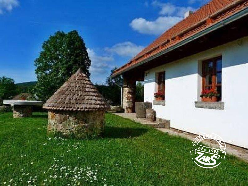 Apartmán(y) Lipnice pro 4 osoby Apartmán(y) Lipnice pro 4 osoby k pronájmu, Jindřichohradecko (Česká Kanada)