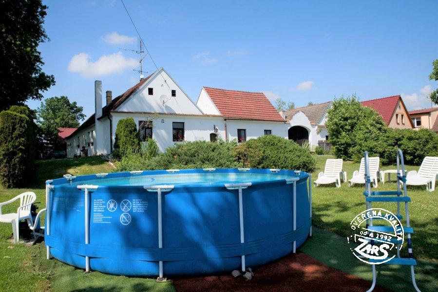 Apartmán(y) U Třeboně B 5lůžkový Apartmán(y) U Třeboně B 5lůžkový k pronájmu, Českobudějovicko a Třeboňsko