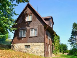 Chata U lesa k pronájmu, Vysočina